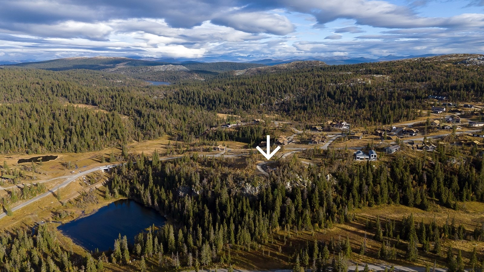 Her får man tilgang til tre fjellsider som byr på et bredt utvalg av turløyper, traséer, parker og barneområder. Galleribilde