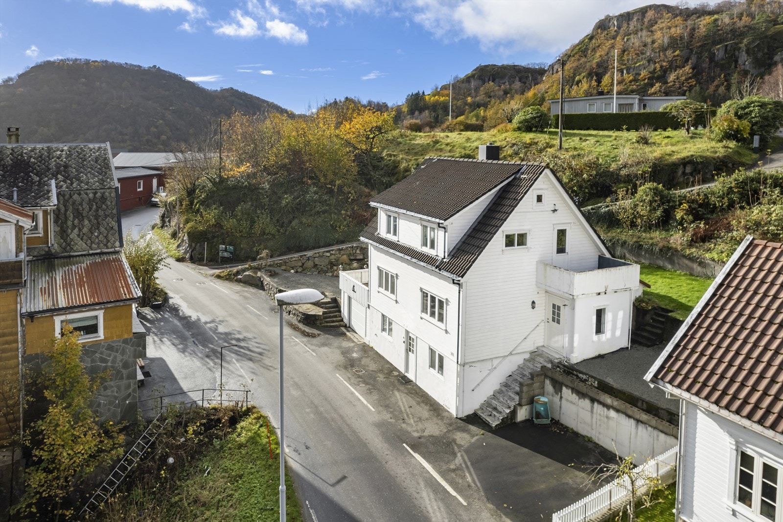 Velkommen til Rekefjord 153! Foto: Diakrit Galleribilde