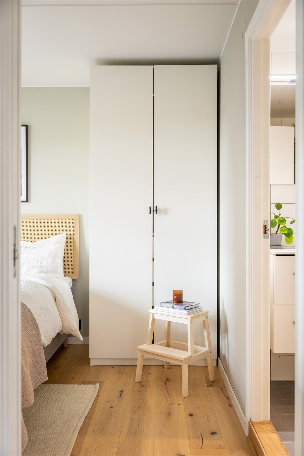 Fra stuen er det direkte adkomst til hovedsoverommet. Galleribilde