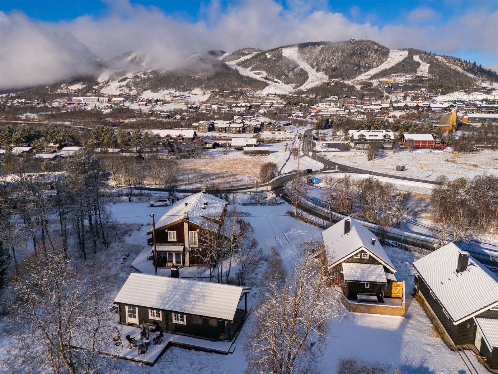 Flat og lettstelt tomt på ca. 413 kvm. Galleribilde