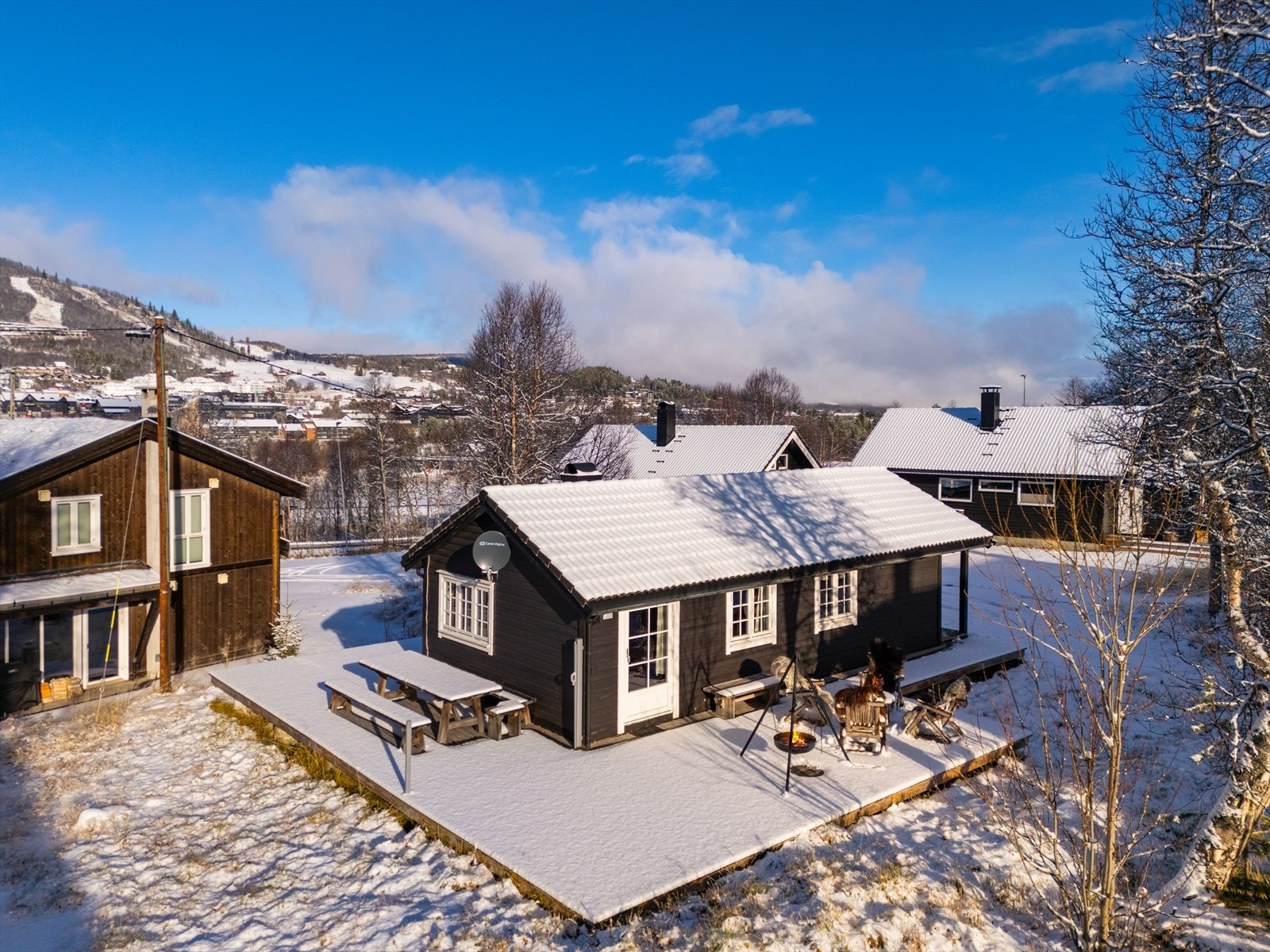 Koselig og arealeffektiv hytte fra 1972. Galleribilde