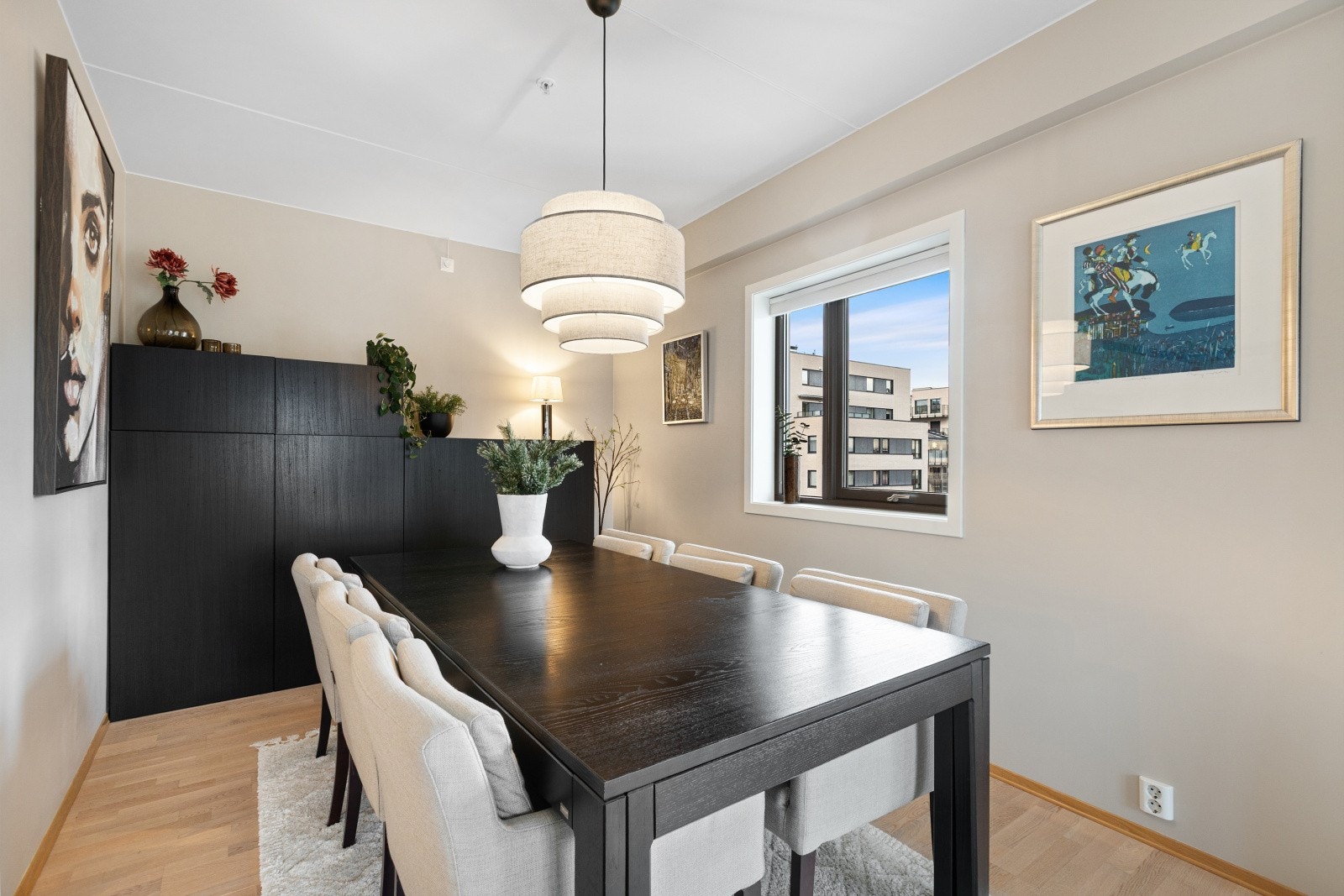 Ved nokså enkle grep er det mulig å etablere et ekstra soverom i denne sonen. Galleribilde