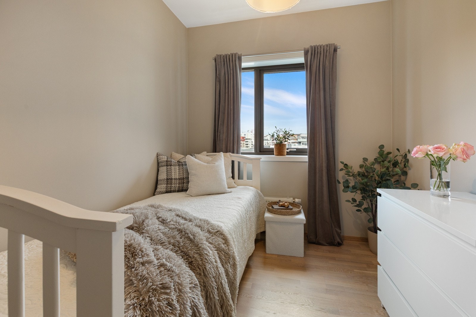 Leiligheten har to gode soverom. Galleribilde