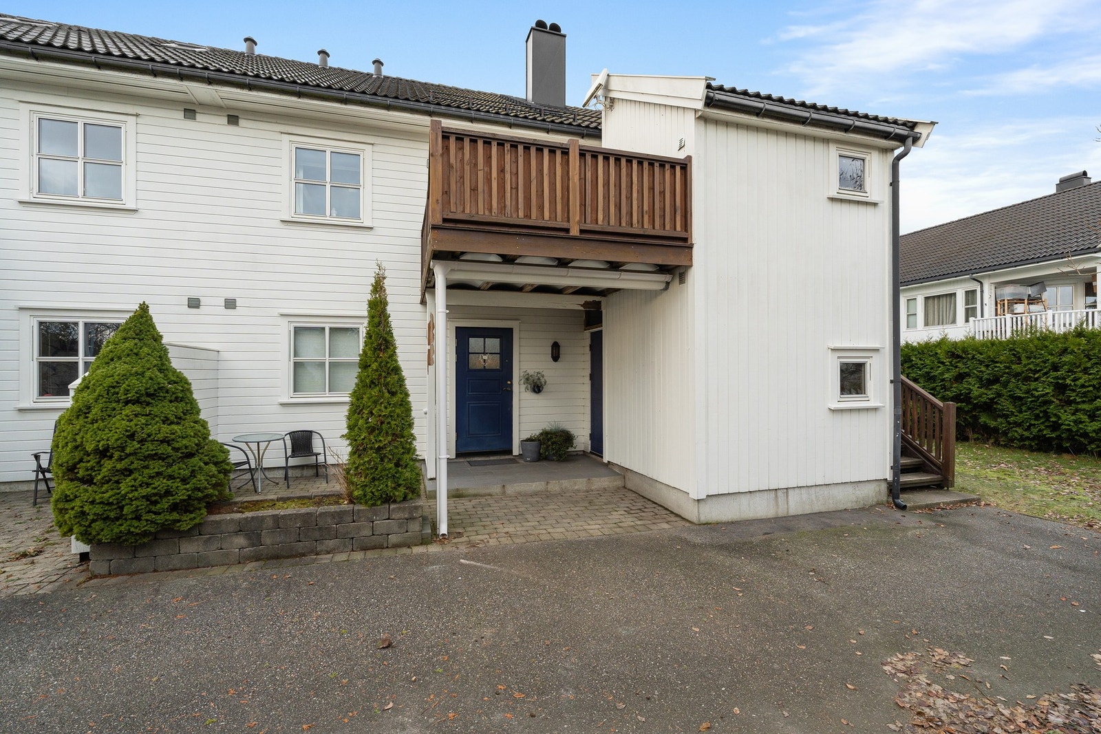 Egen bod ved inngangsparti - det er også felles sykkelbod Galleribilde