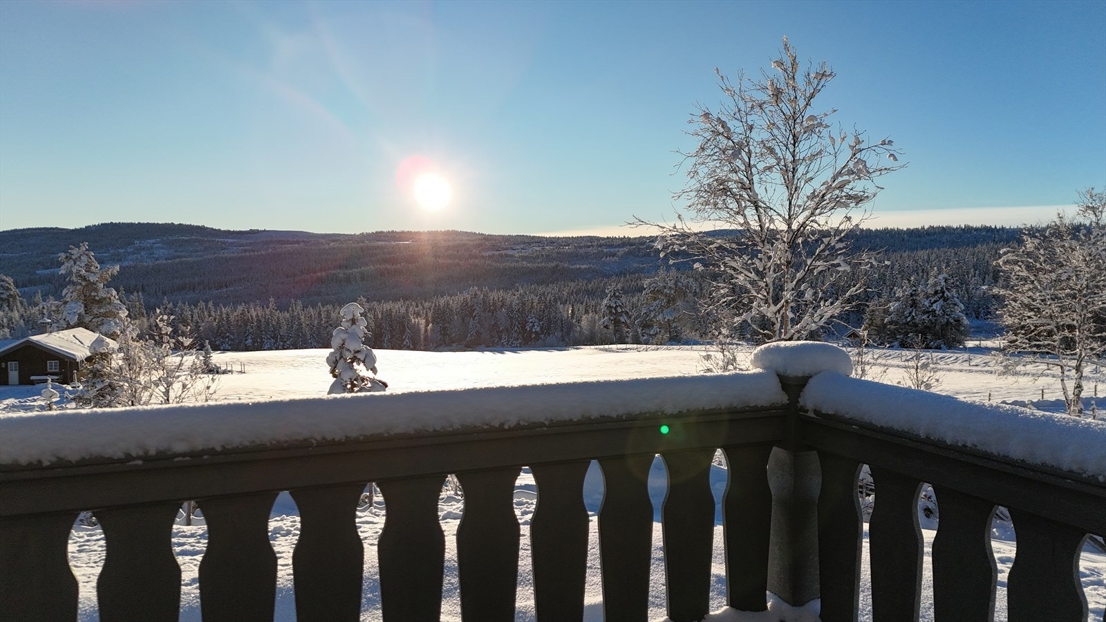 Her kan man nyte sol og utsikt. Galleribilde