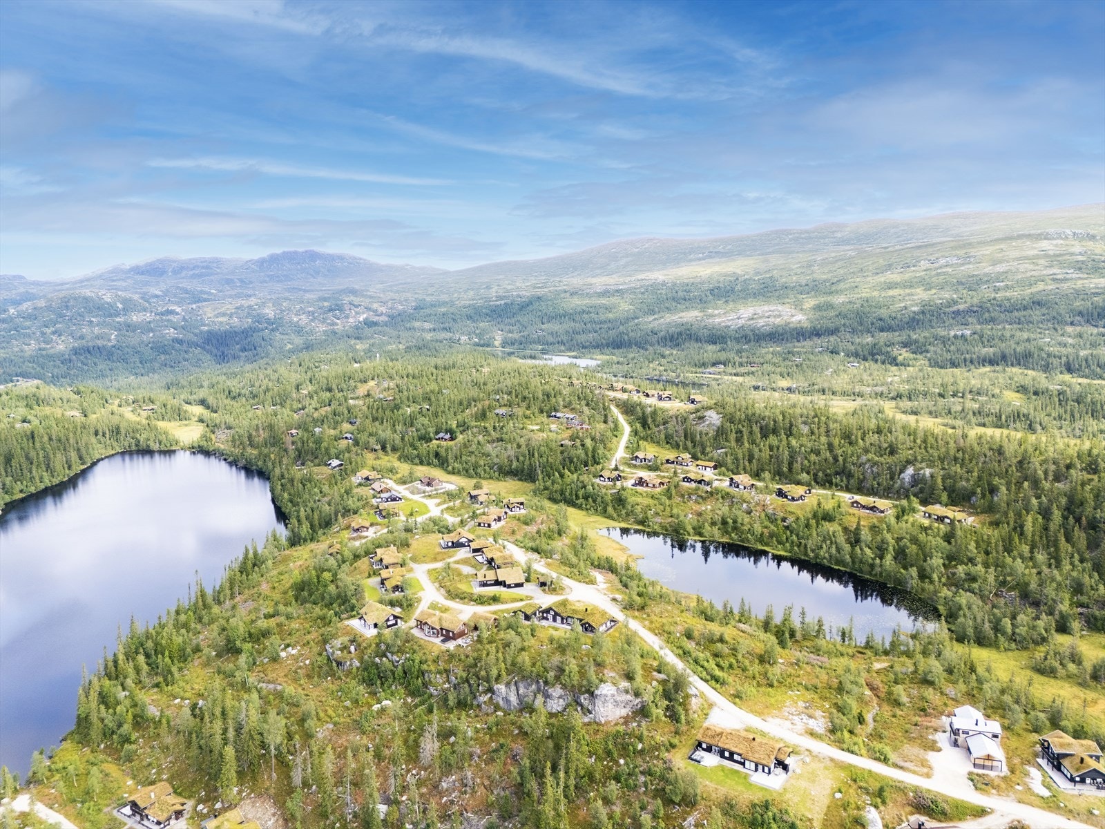 Hytta har flott utsikt og gode solforhold, og ligger i et populært hyttefelt på Tempelseter. Galleribilde