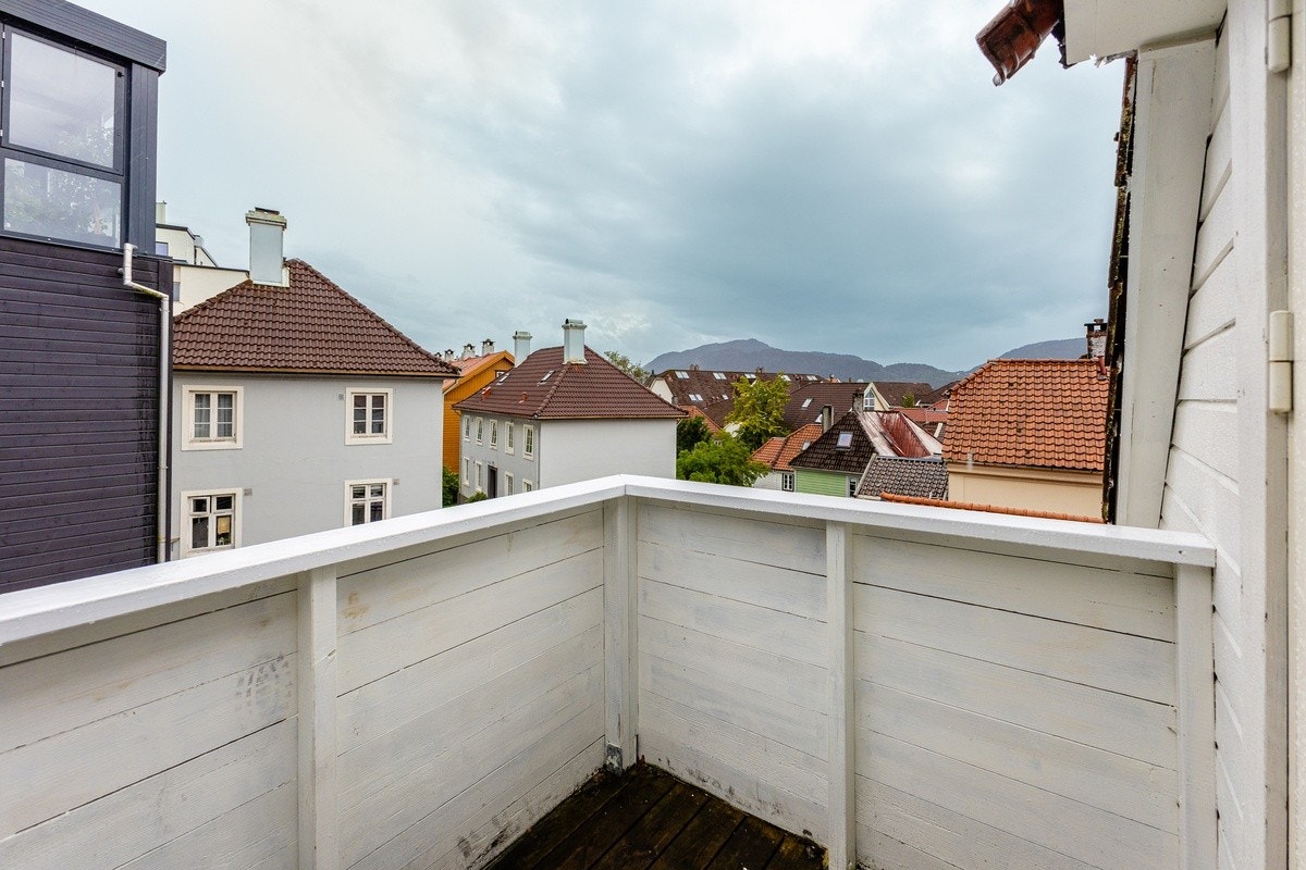 Utsikt fra balkong Galleribilde