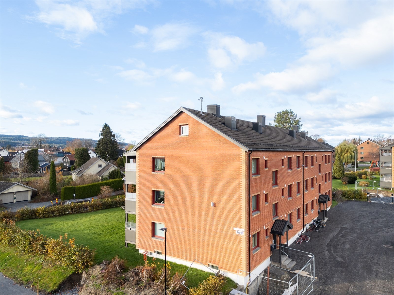 Dette er en flott leilighet for deg som er student eller førstegangskjøper, med gangavstand både til sentrum og Universitetet i Sørøst-Norge! Galleribilde