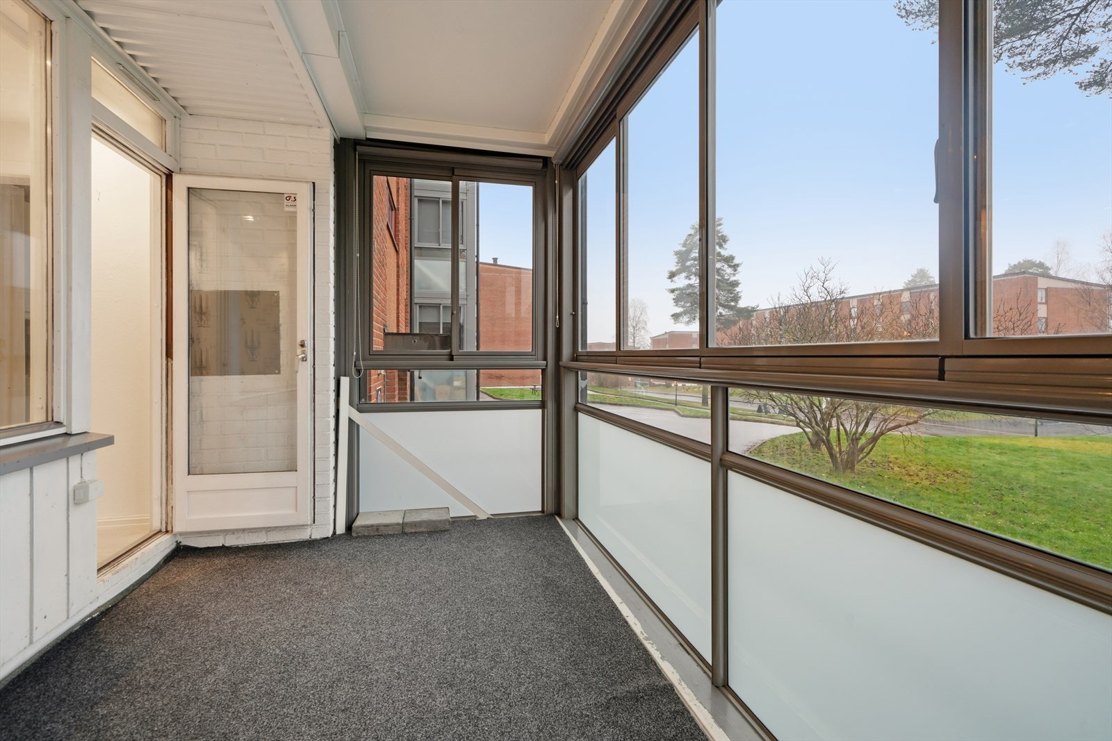 Samtidig som du kan nyte gode solforhold og utsikt over fellesarealene. Galleribilde