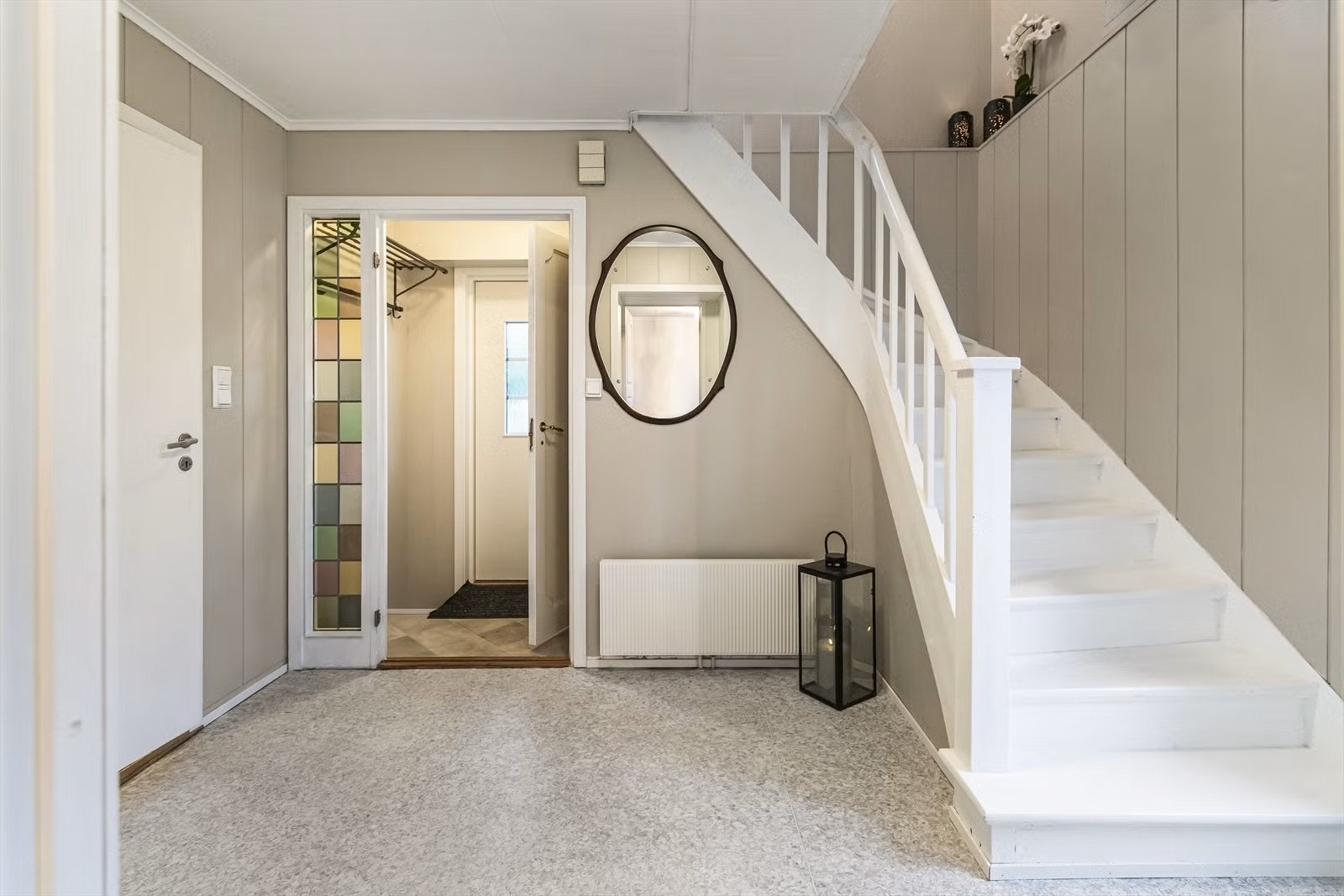 Entré, 1. etasje Galleribilde