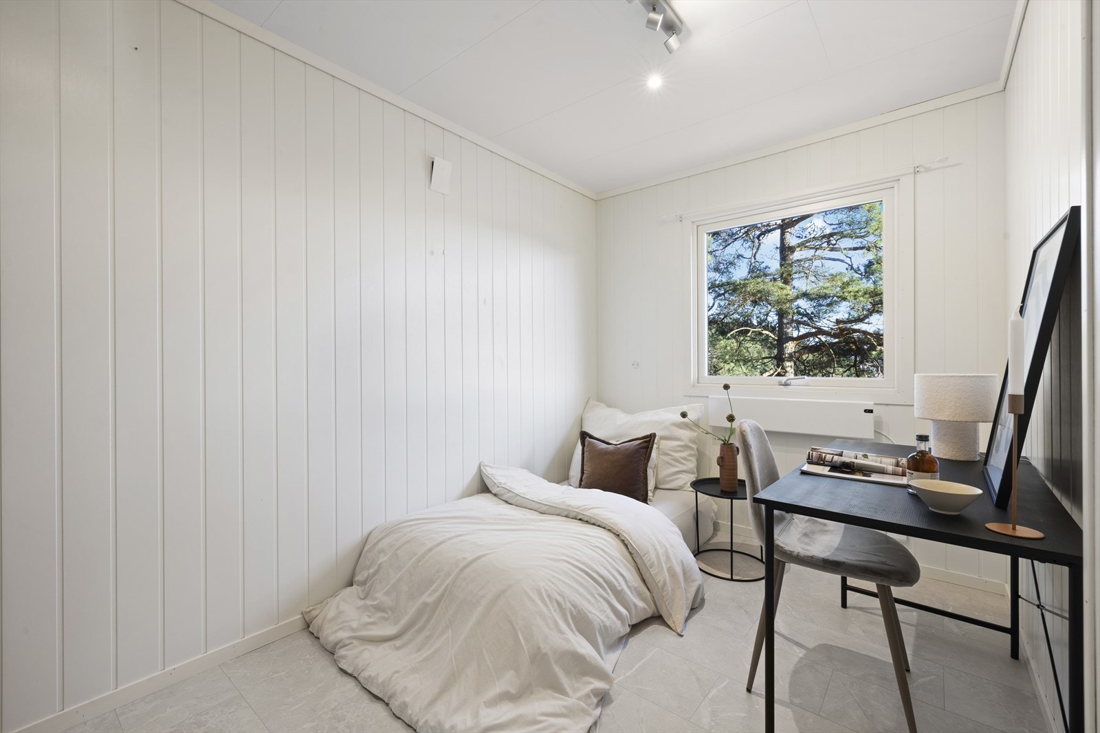 Soverom V Galleribilde