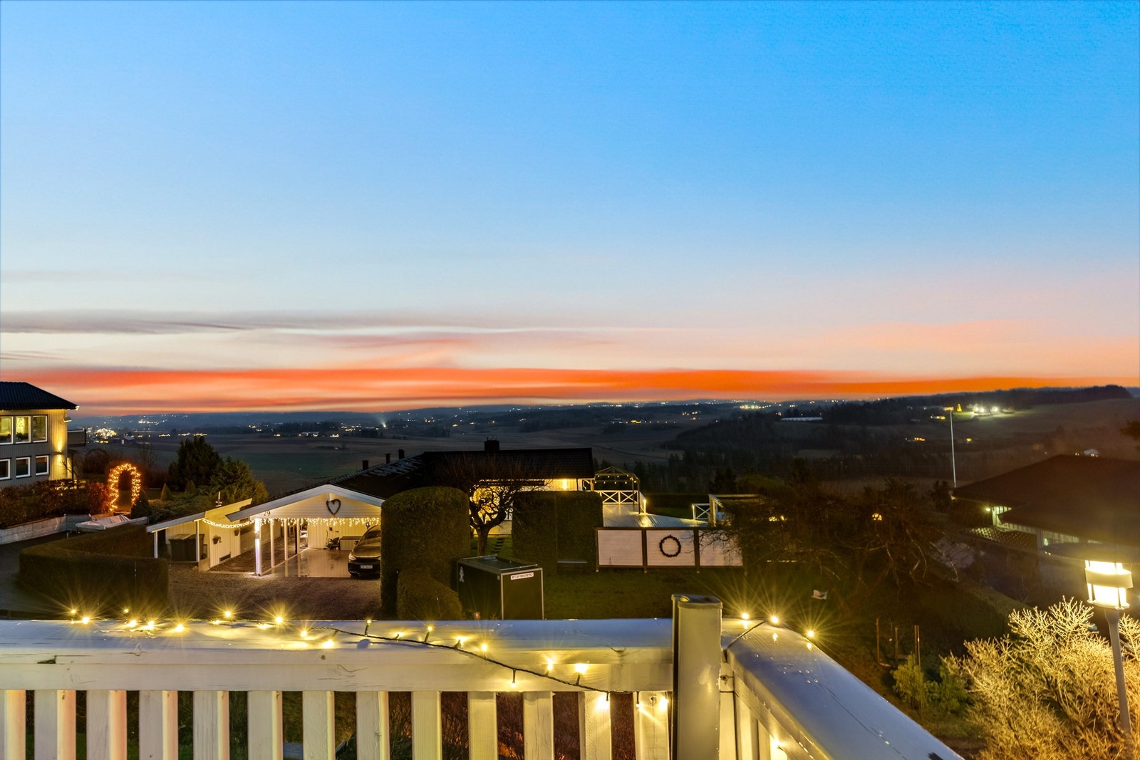 Fantastisk utsikt over nærområde og sol hele dagen. Galleribilde