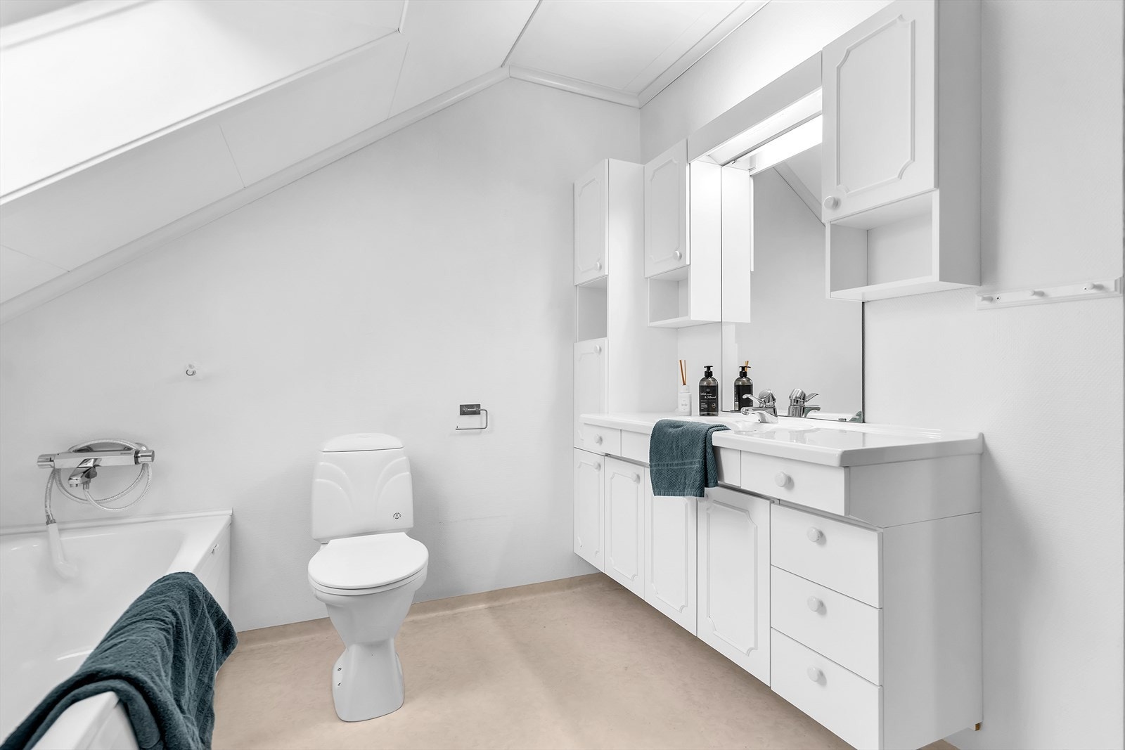 Bad 2.etg. Galleribilde