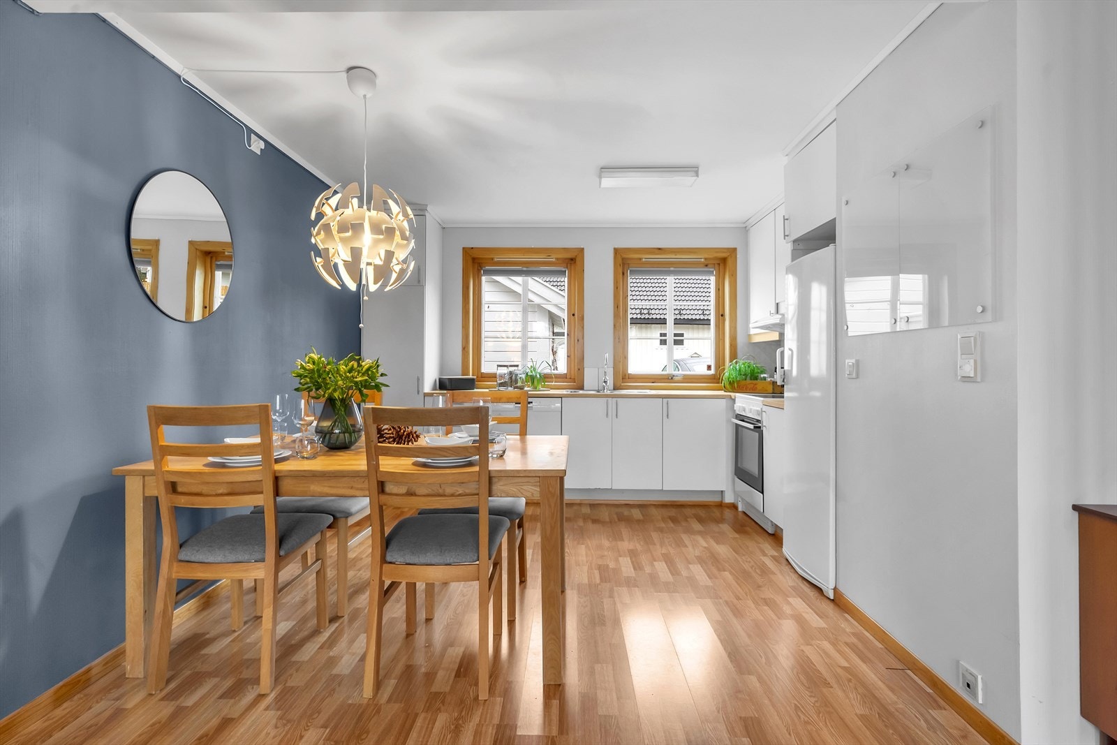 Stue/kjøkken Galleribilde