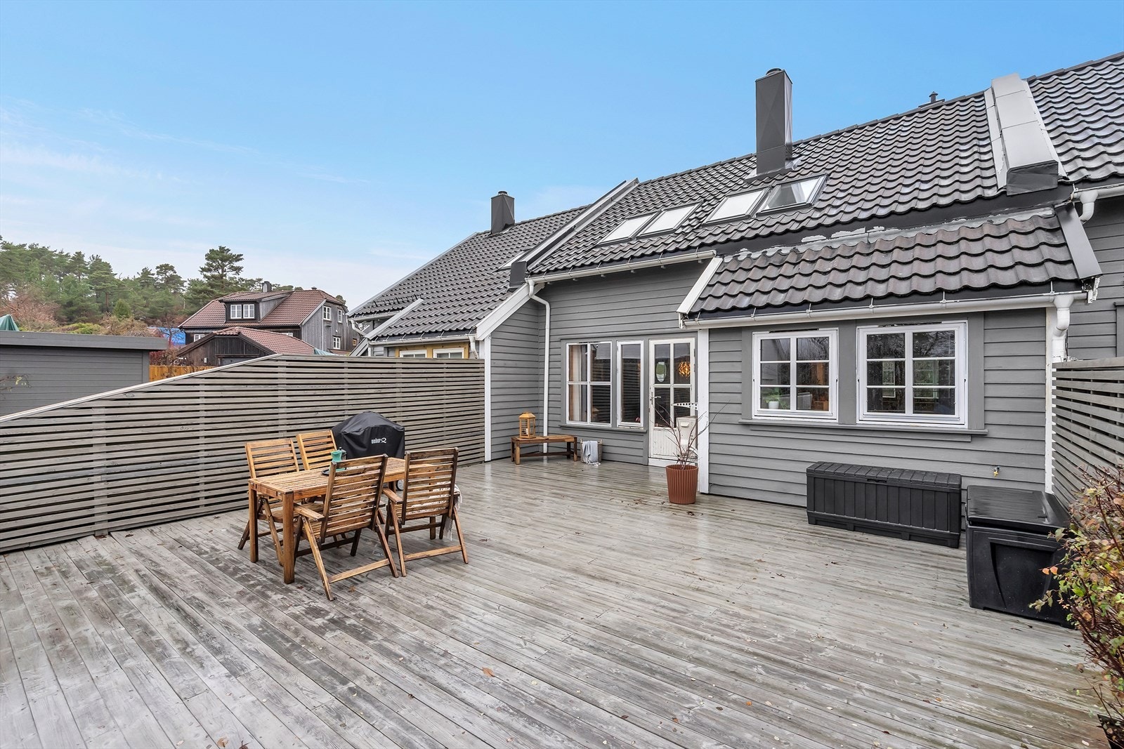 Velkommen til Kroksteinåsen 14 - Flott rekkehus i et svært barnevennlig og attraktivt område Galleribilde