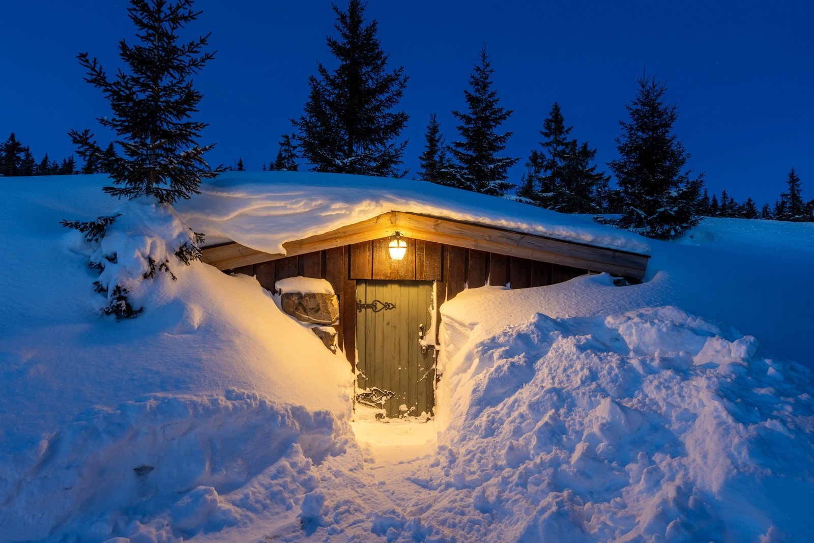 Boden med lagringsmuligheter Galleribilde