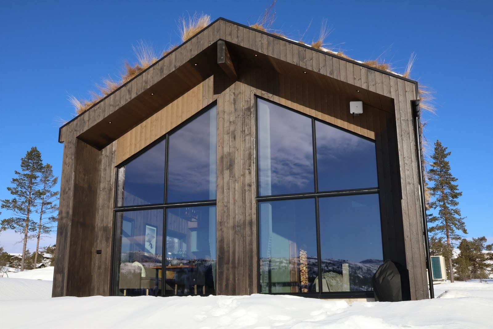 En meget innbydende og flott hytte med mange fine detaljer. Galleribilde