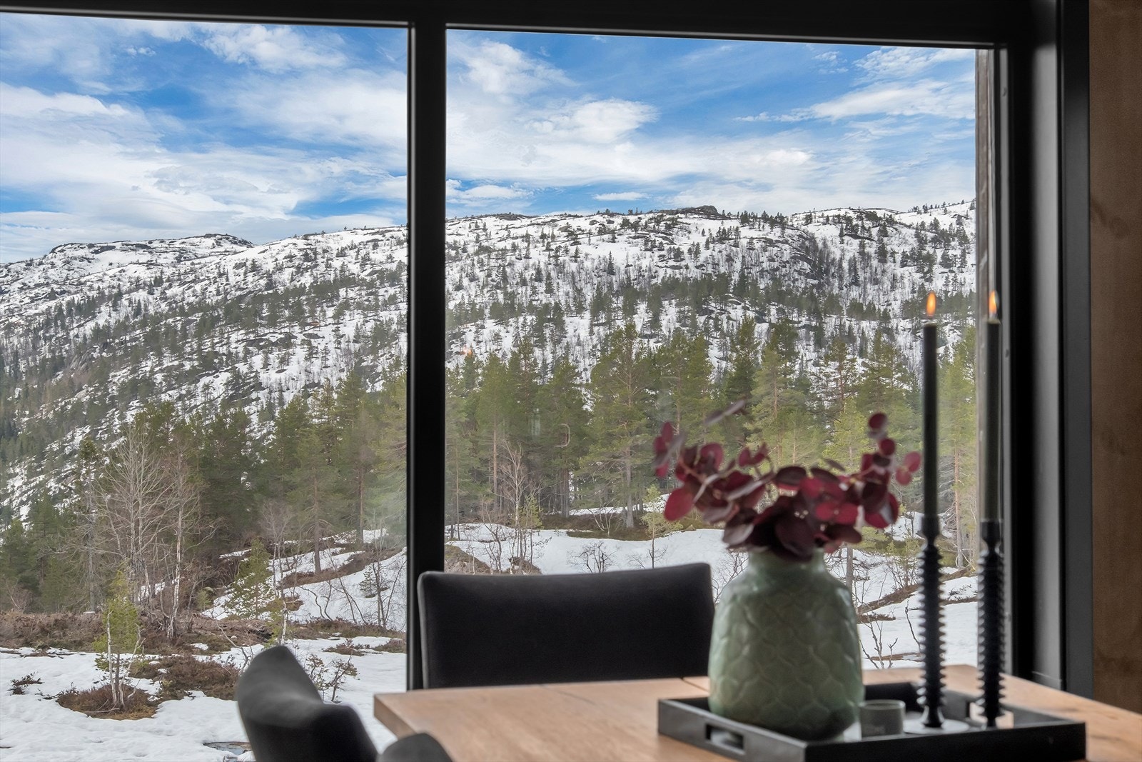 Utsikten er praktfull og det er ingen innsyn. Galleribilde