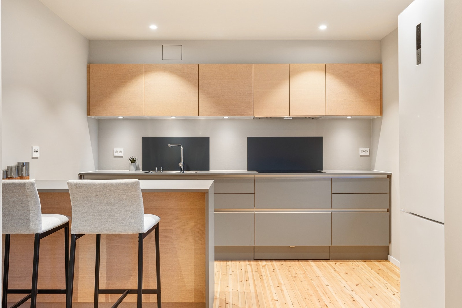 Nytt stilrent kjøkken fra HTH Galleribilde