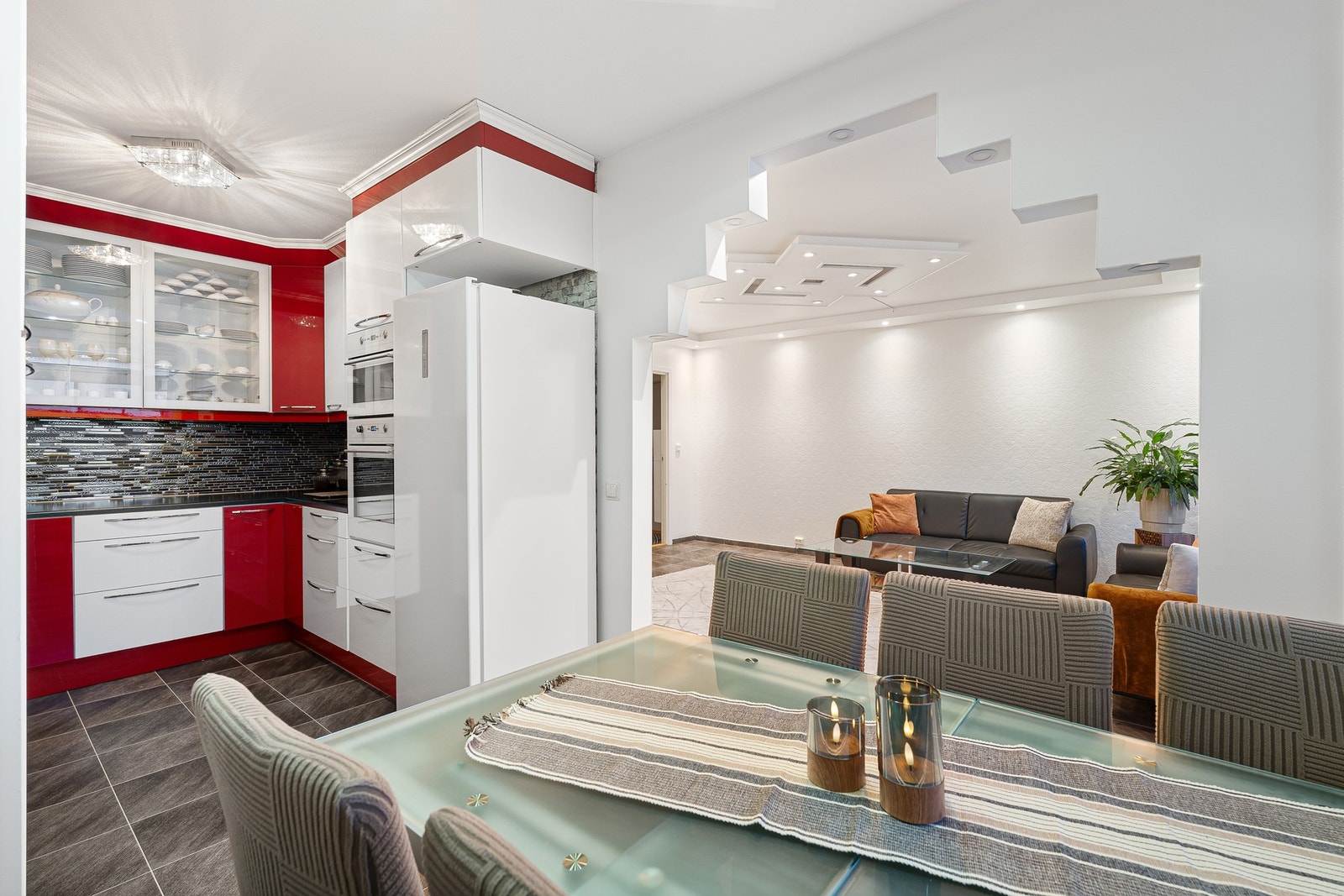 Borettslaget har nå inngått en avtale med Telia om levering av bredbånd og TV- og radiosignaler. Galleribilde