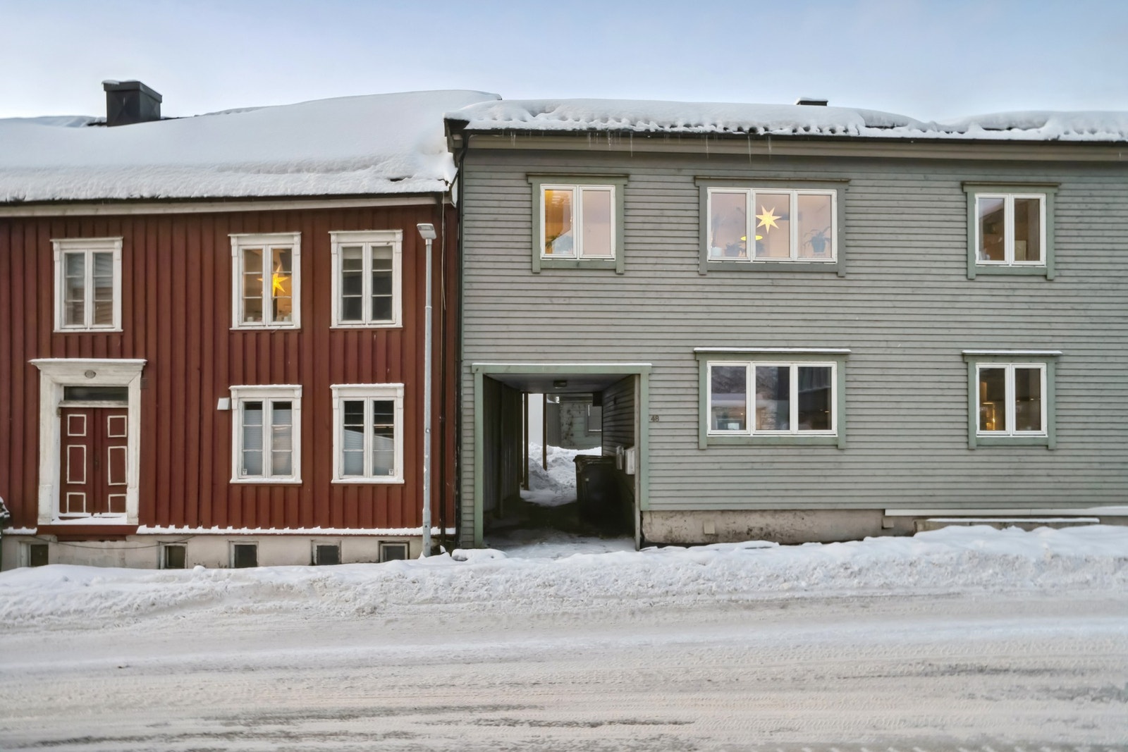 Velkommen til Skippergata 48! Sentrumsnær og oppgradert 2-roms leilighet med gangavstand til alt! Galleribilde