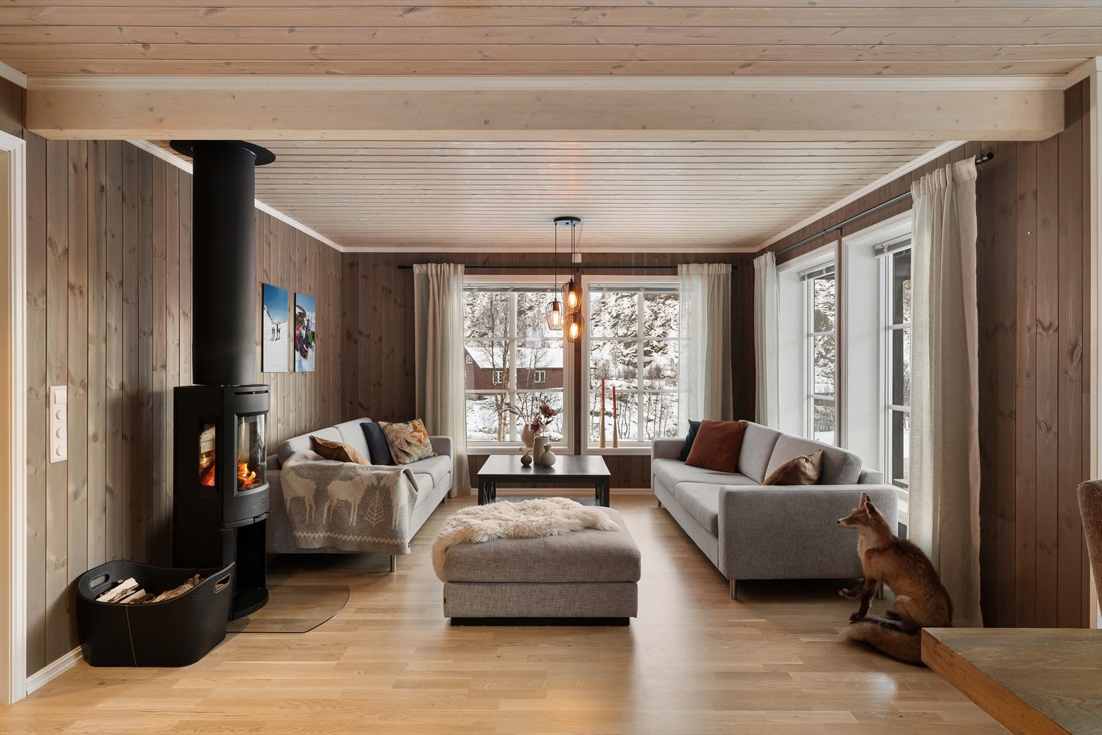 Hytten har en fin, praktisk og familievennlig løsning Galleribilde