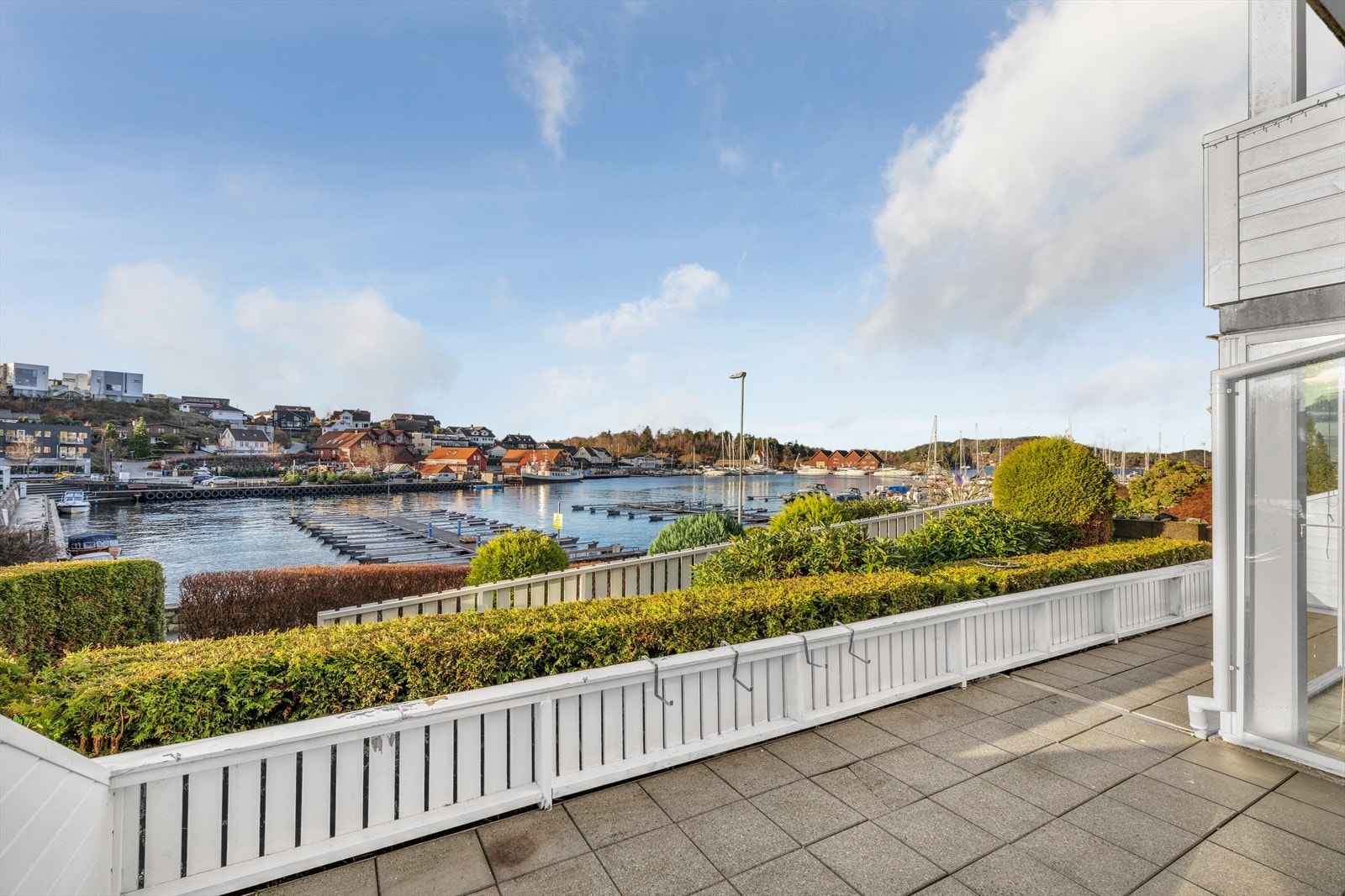 Terrasse - skjermet med nydelig utsikt Galleribilde