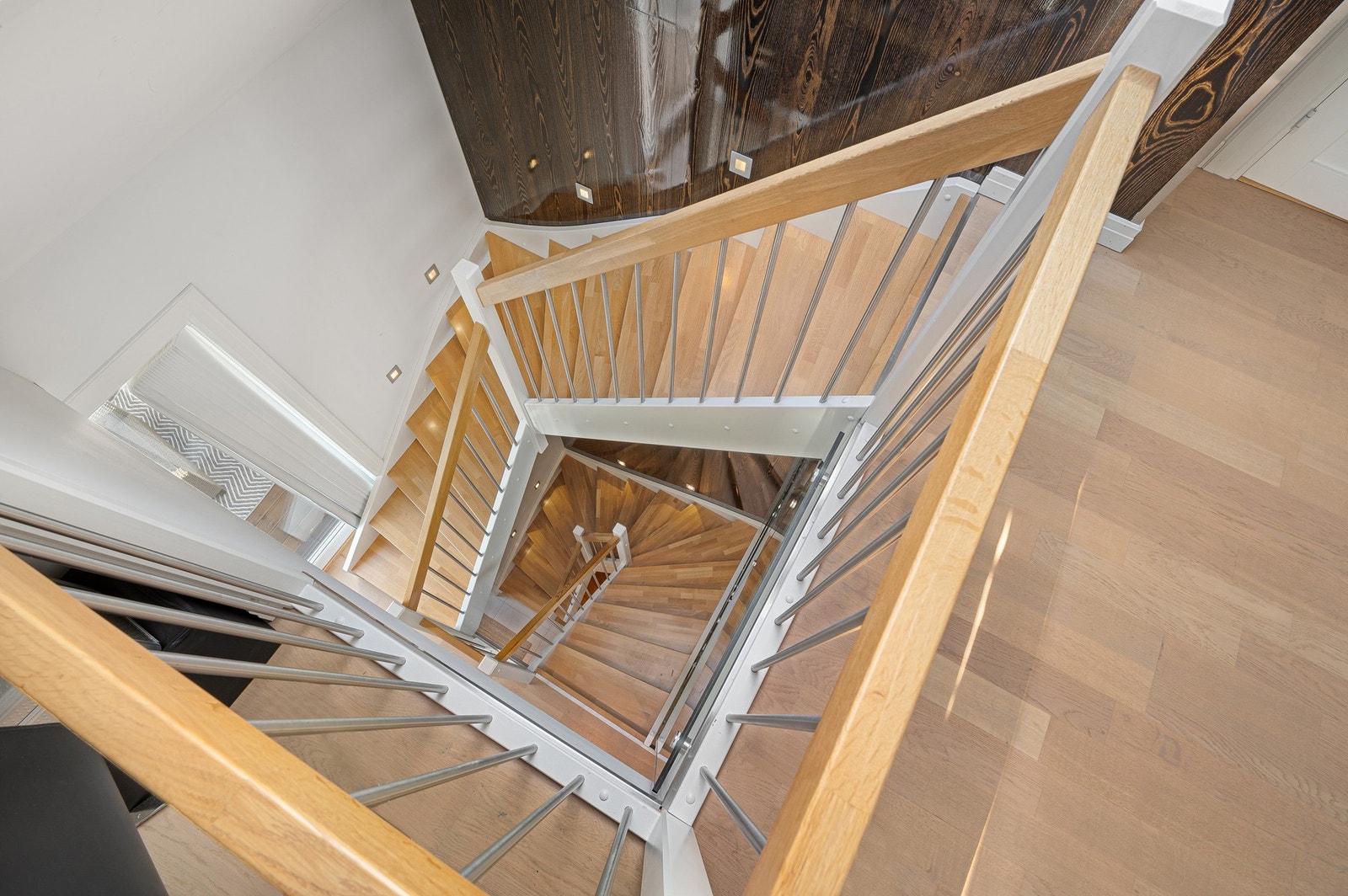 Trappen fører deg opp til loftstuen. Galleribilde