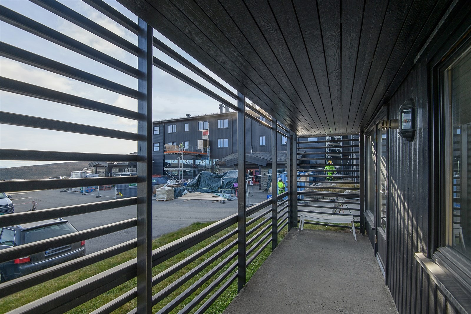 Restaurantbygget på Pellestova ligger rett i nærheten. Galleribilde