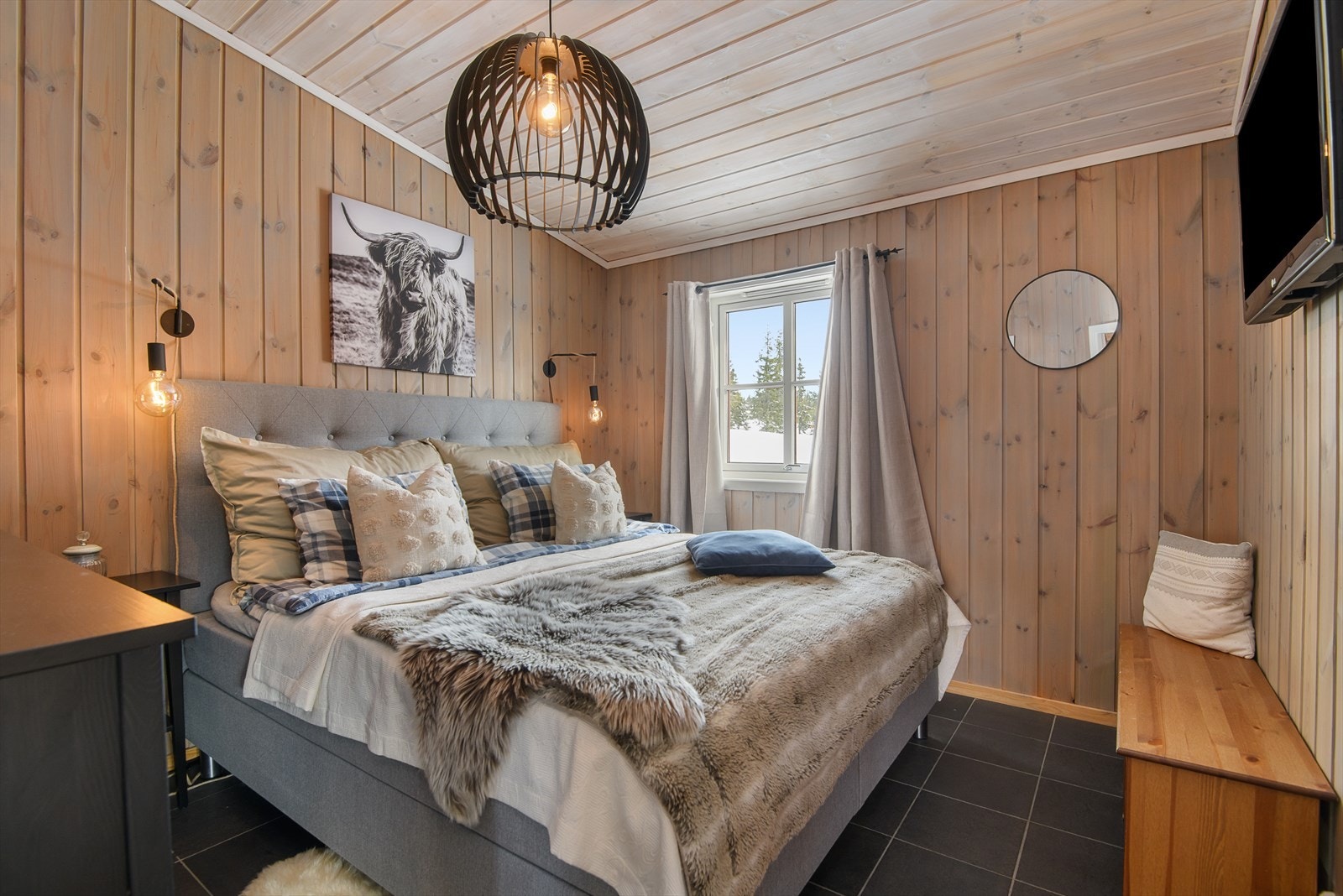 Hovedsoverom med plass til dobbeltseng. Galleribilde