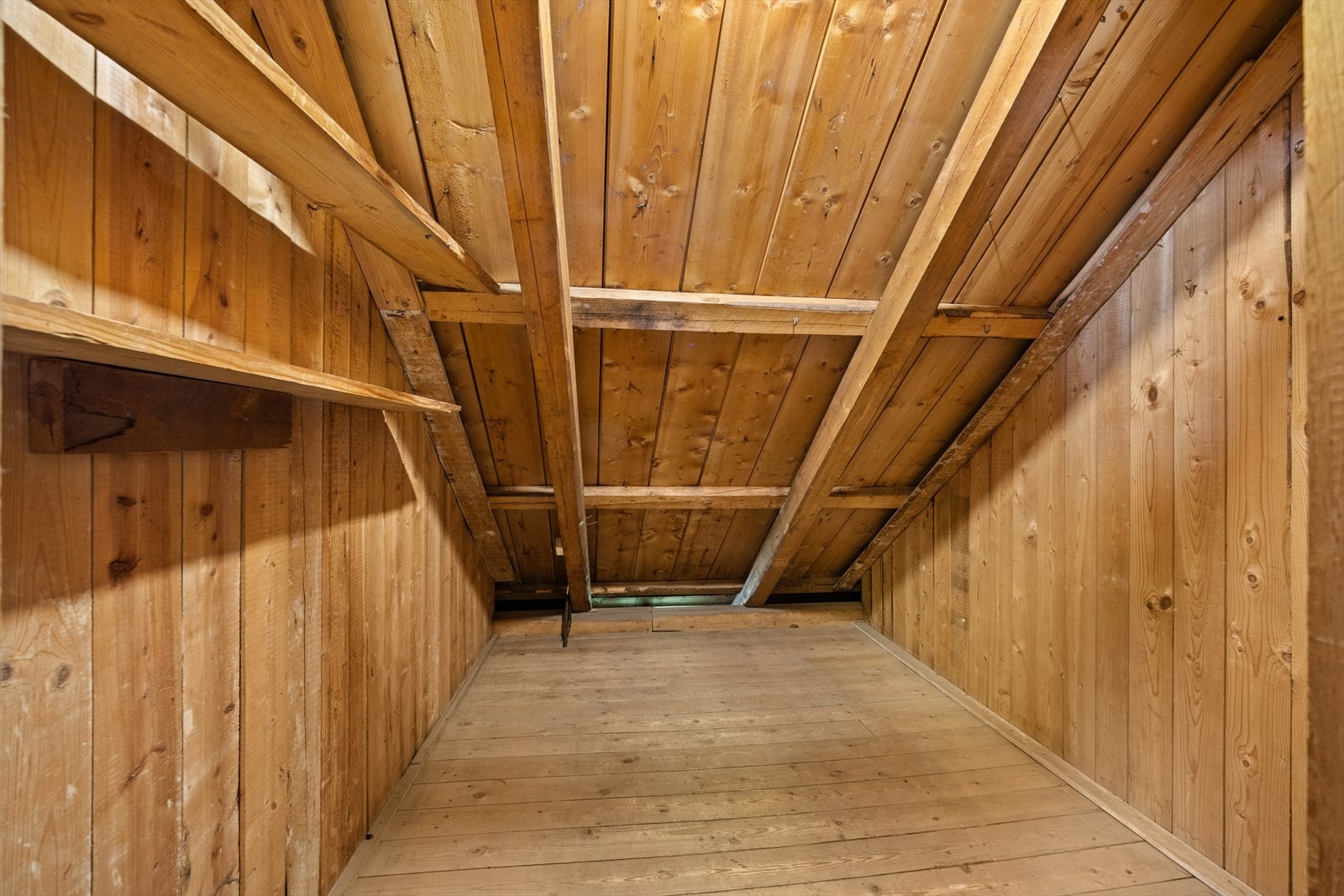 Begge bodene på loftet tilhører seksjonen Galleribilde