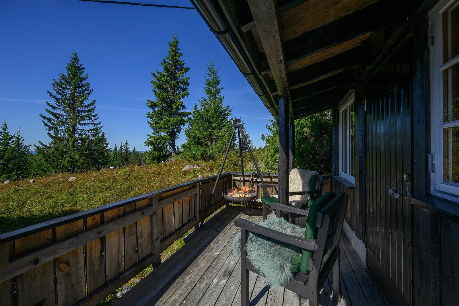 Høsten står for tur med kald, frisk luft og bålpannekos. Galleribilde