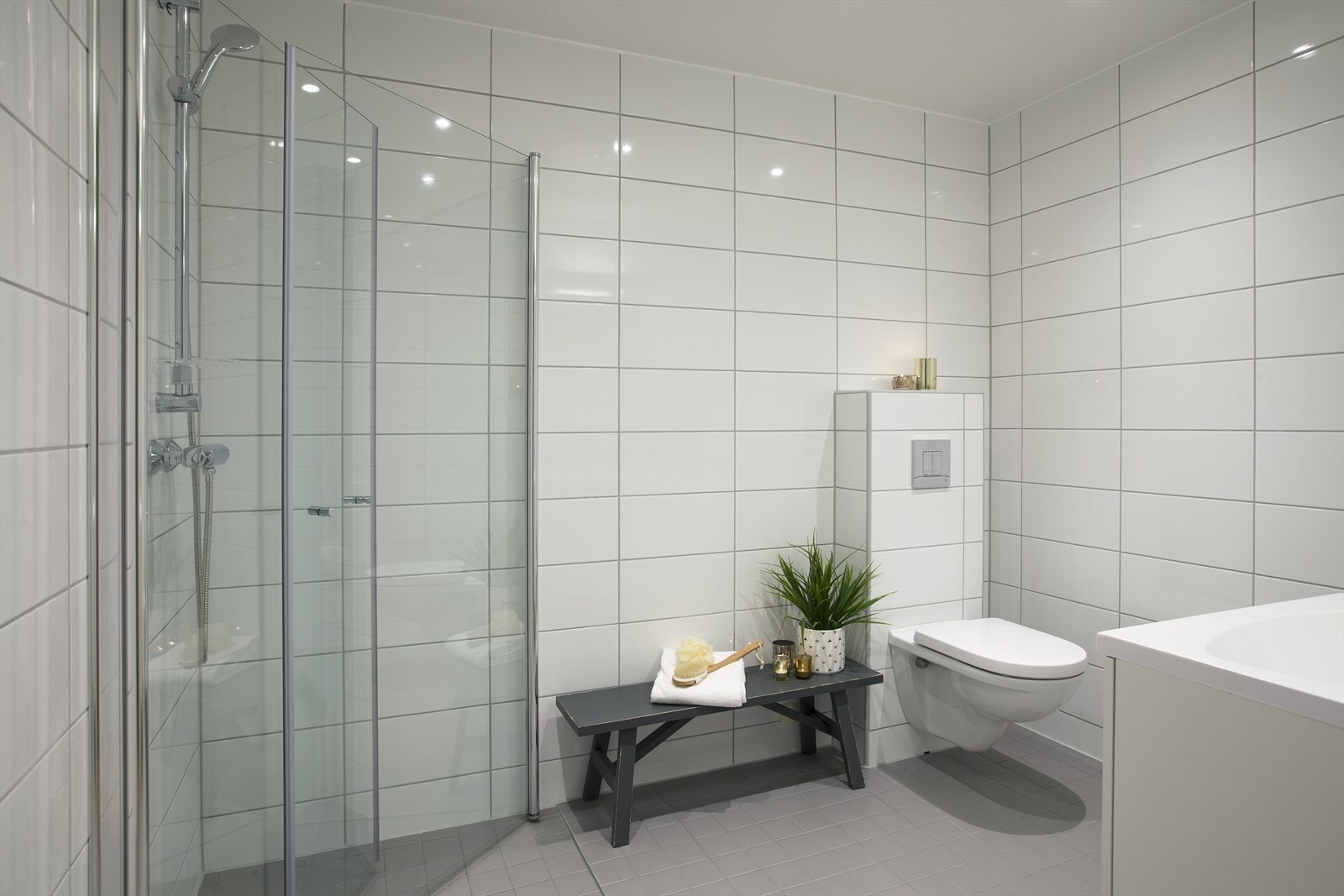 Moderne bad m/gulvvarme. Se salgsoppgave for nærmere beskrivelse. Galleribilde