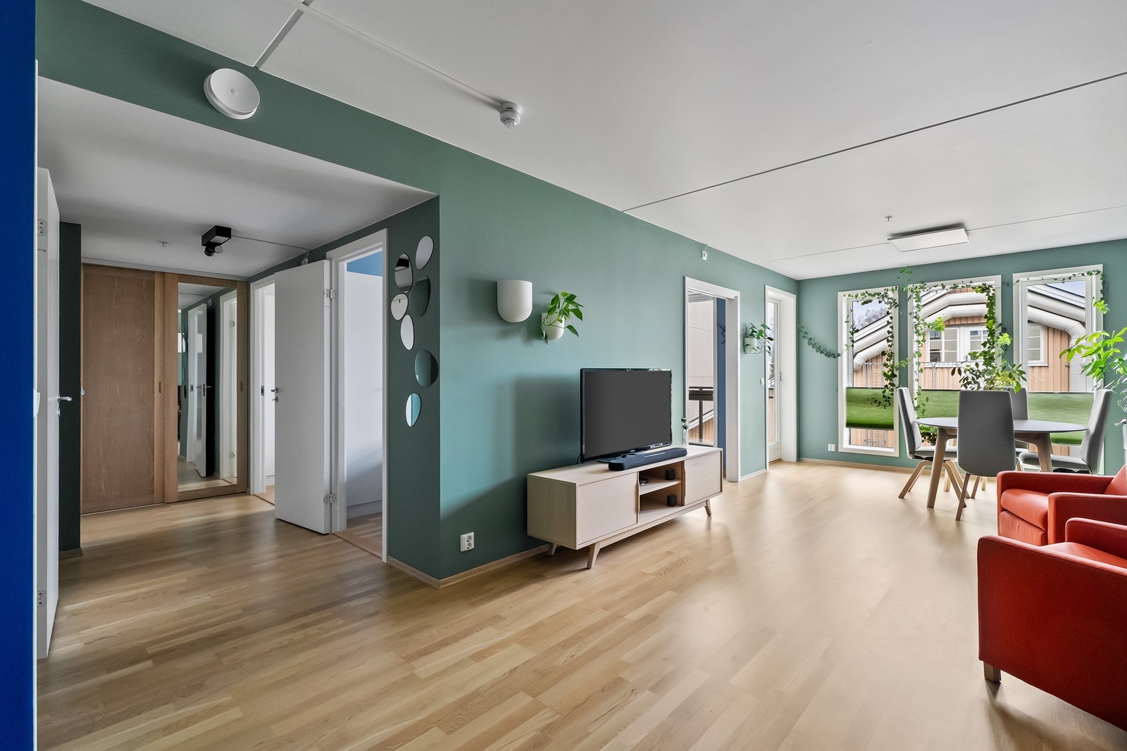 Velkommen til Tormod Knutsens veg 1. En pen selveierleilighet med 2 gode soverom. Galleribilde