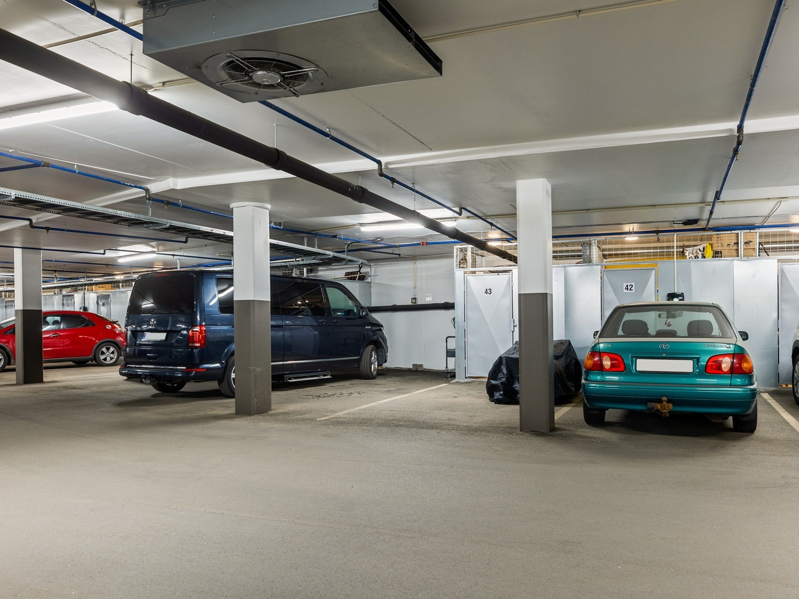 Med denne leiligheten følger plass nummer 61 og 62 Galleribilde