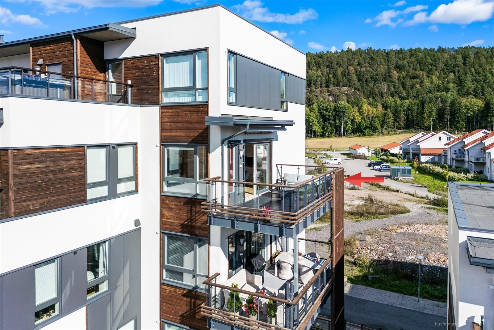 Terrasse på ca 17 kvm. med solrik beliggenhet Galleribilde