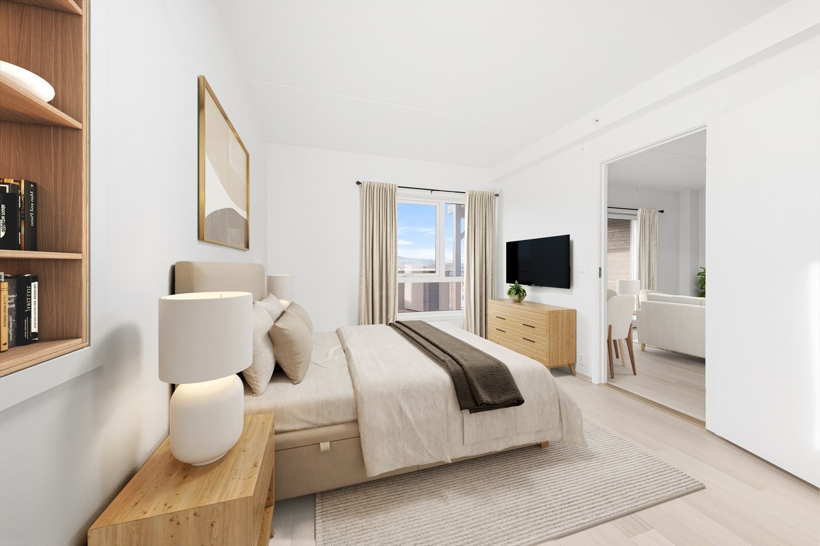 Stort soverom med adkomst til teknisk rom. Galleribilde