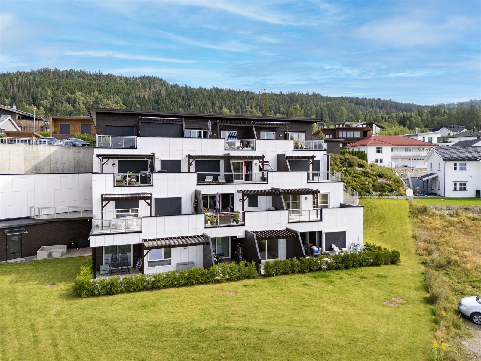 Bygget er fra 2022, og holder en meget god standard. Galleribilde