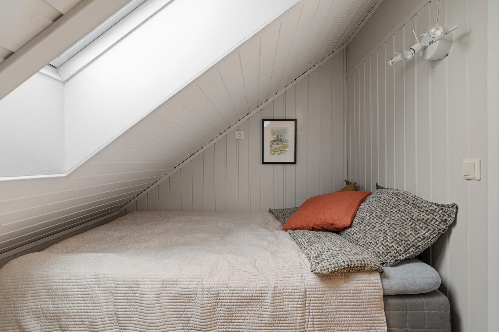 Bod innredet som soverom. Galleribilde