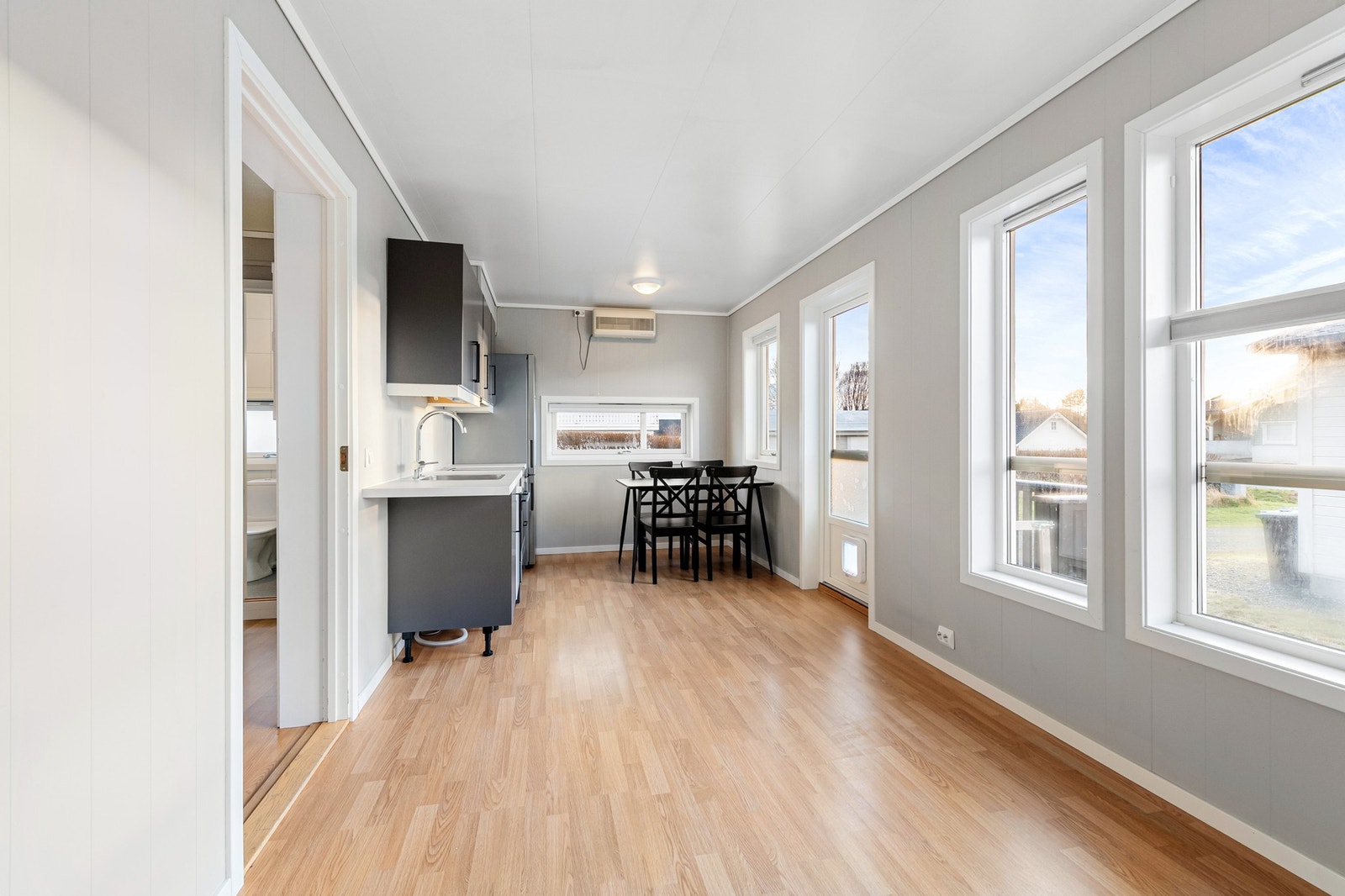 Stue/kjøkken Galleribilde