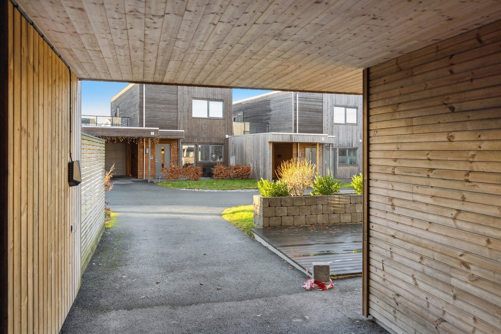 Boligen har god parkering.. Galleribilde