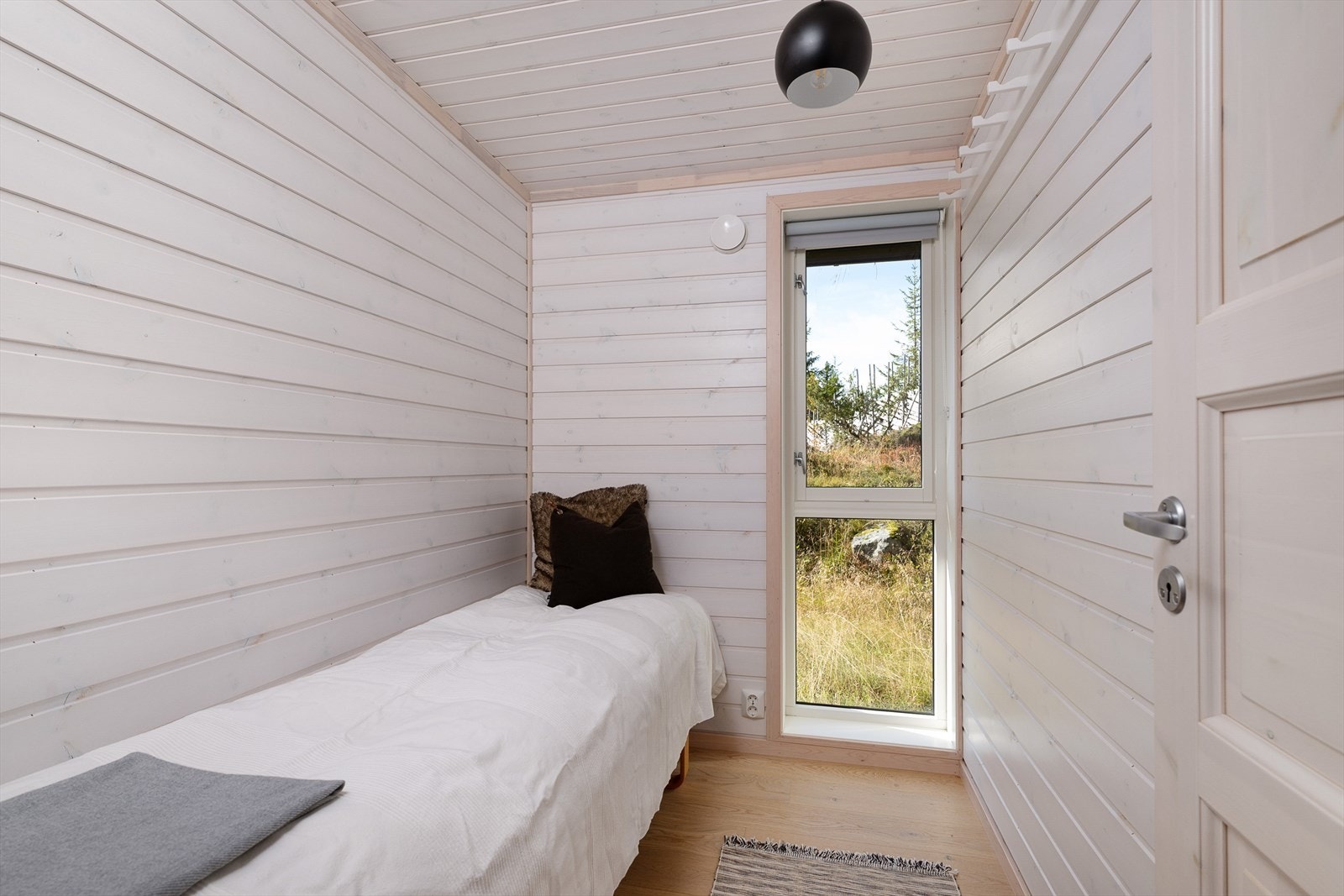 Soverom 3 innredet med enkeltseng. Galleribilde