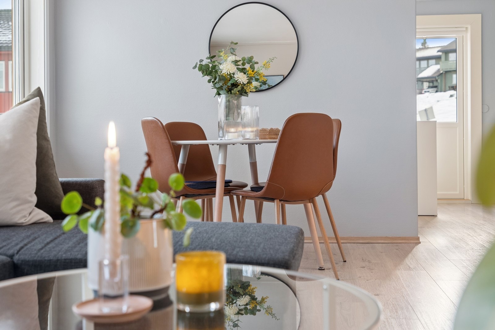 Borettslaget ble renovert utvendig i 2007/2008 og har i tillegg godt med p-plasser. Galleribilde