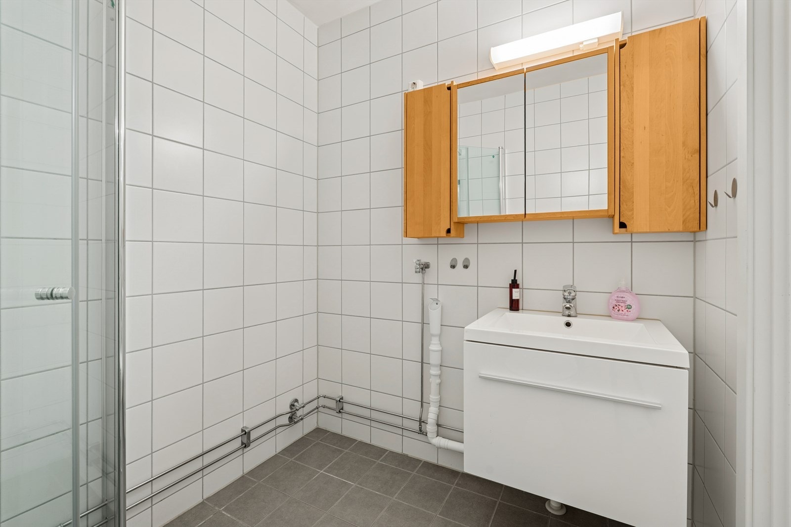 Elektriske varmekabler i gulvet Galleribilde