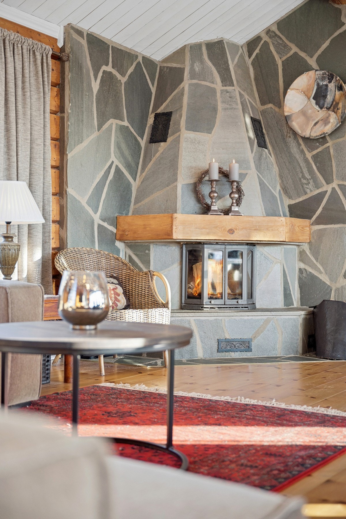 Peisen bidrar til ekstra varme og hygge på kalde vinterdager. Galleribilde