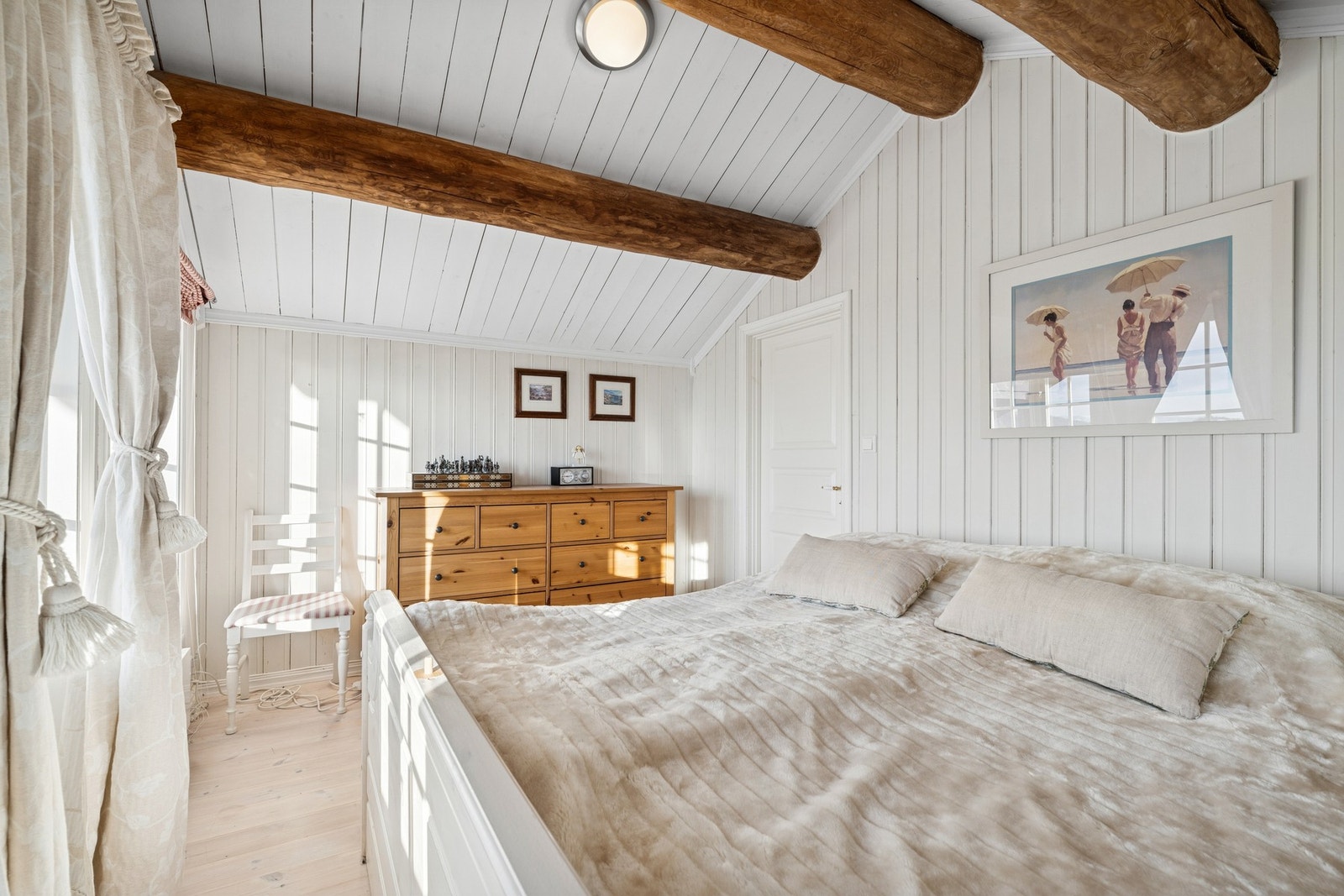 Hovedsoverommet er romslig. Galleribilde