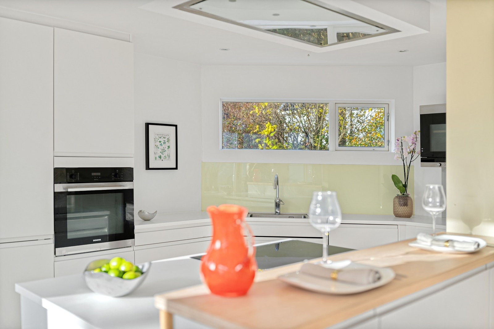 Barløsningen er perfekt for måltider, gode samtaler og lekselesning mens middagen tilberedes. Galleribilde