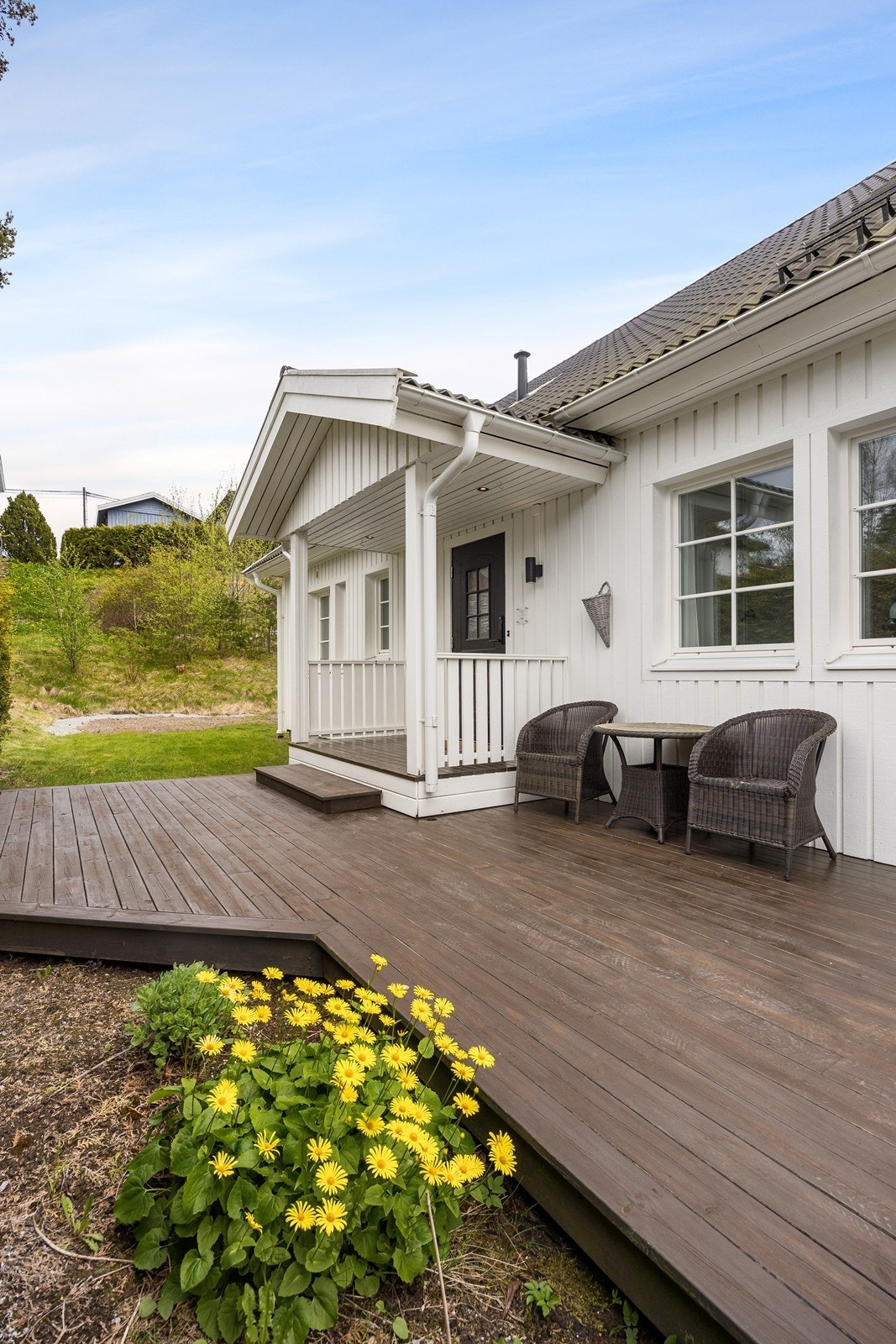 Inngangspartiet er overbygget. Galleribilde