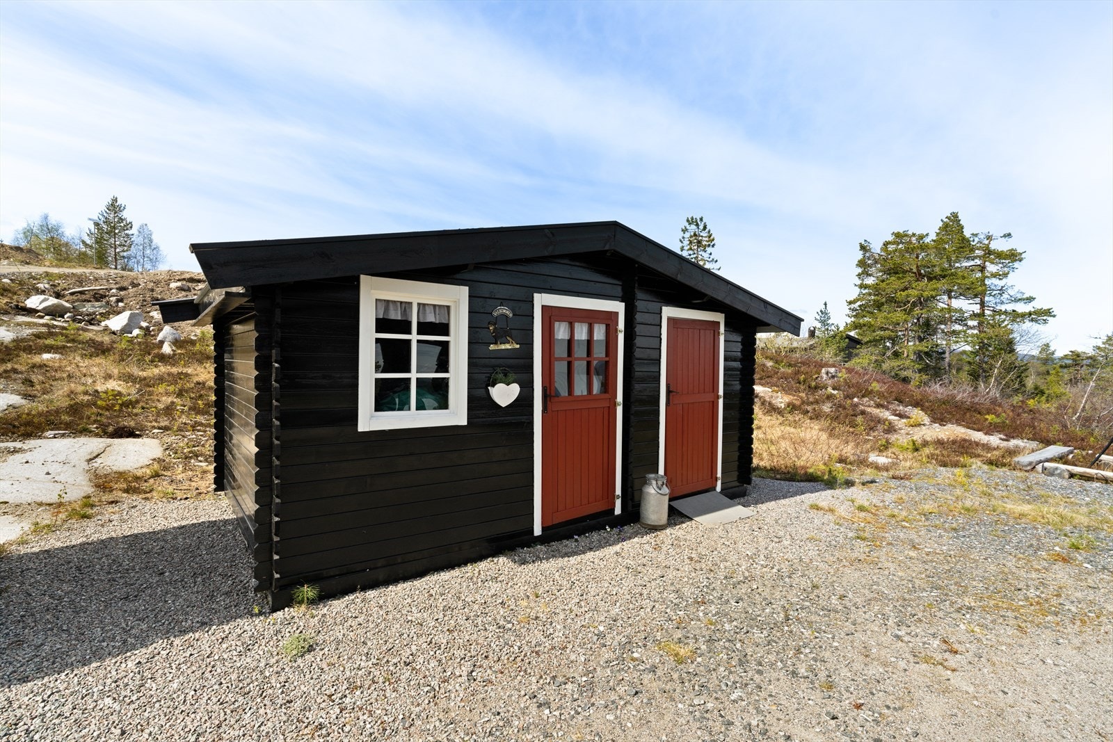 Frittstående bod Galleribilde