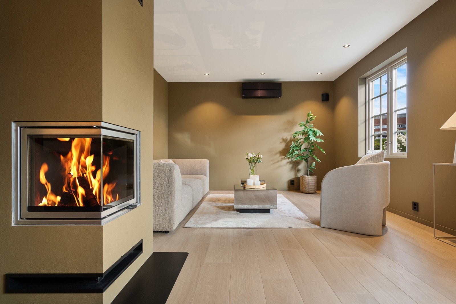 Velkommen til denne svært flott, og meget pent renoverte boligen i Thurmanns gate 7! Galleribilde